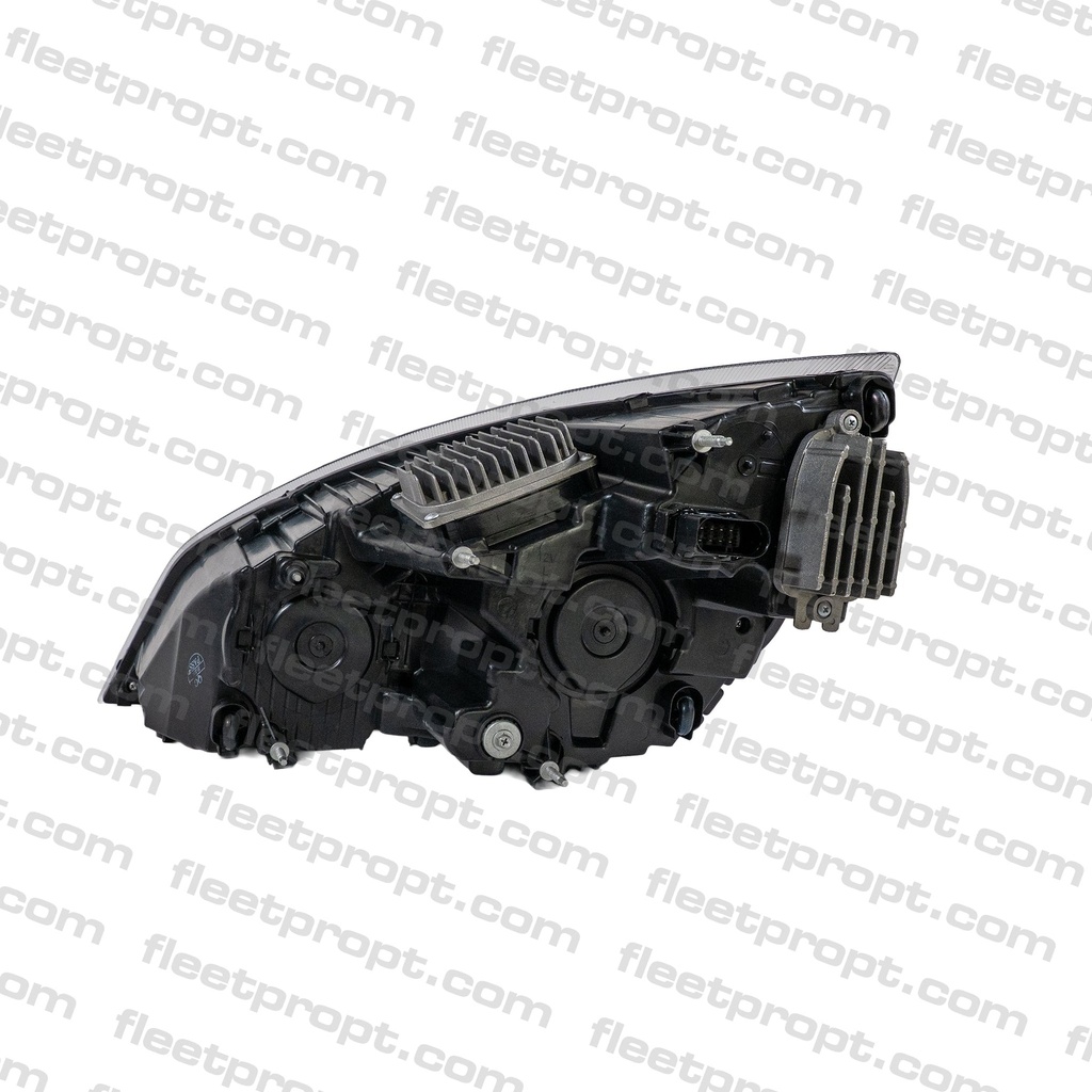 New Cascadia RH LED Headlight - 2018-2025 Passenger Side Right Black - A66-01405-005